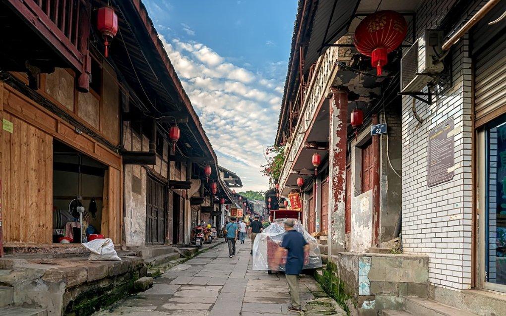 救援受困的小偷