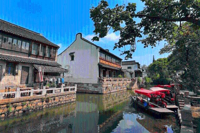 无人的神秘村